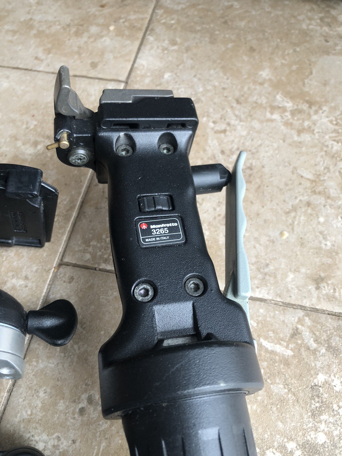 Manfrotto 190XB Benro FGP 28C Tripods for Nikon canon Leica Sony Minolta