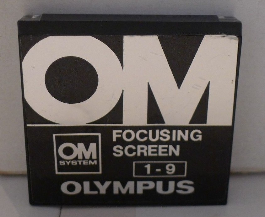 Vintage Olympus OM System Focusing Screen 1-9 +Original Hard Case