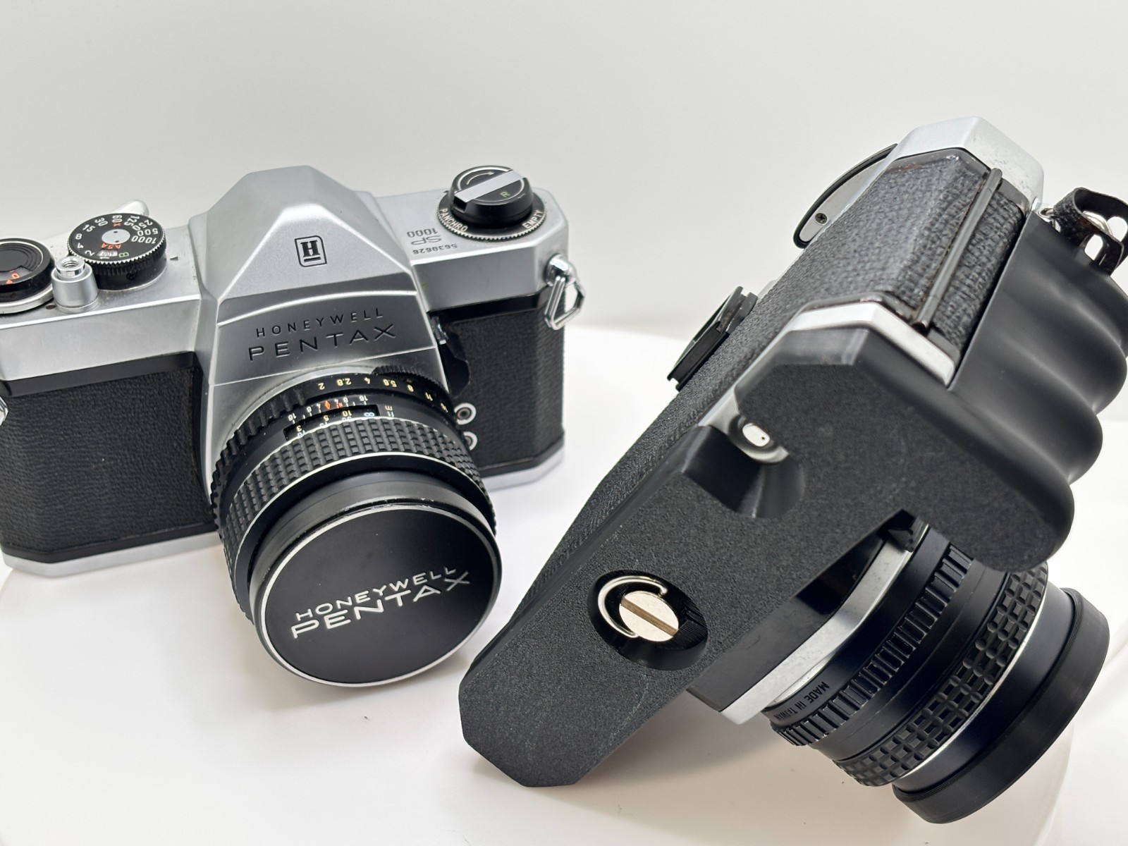 Compact Handgrip Profile Ergonomic Camera Grip Compatible K1000/Spotmatics