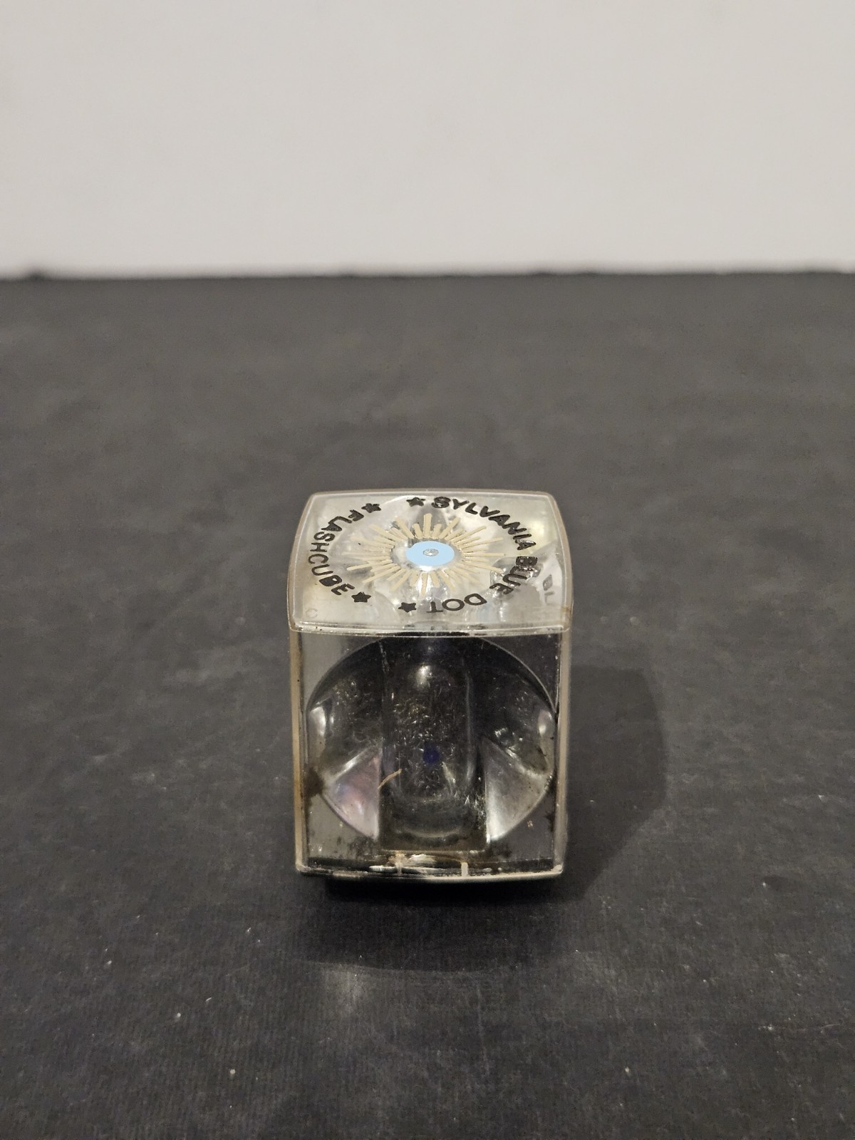 Sylvania Blue Dot Flash Cube