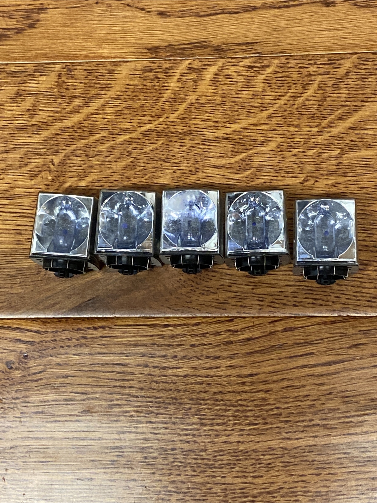 Vintage Flash Cubes -9 Vintage Cubes-Sylvania Blue Dot, Westinghouse, & GE