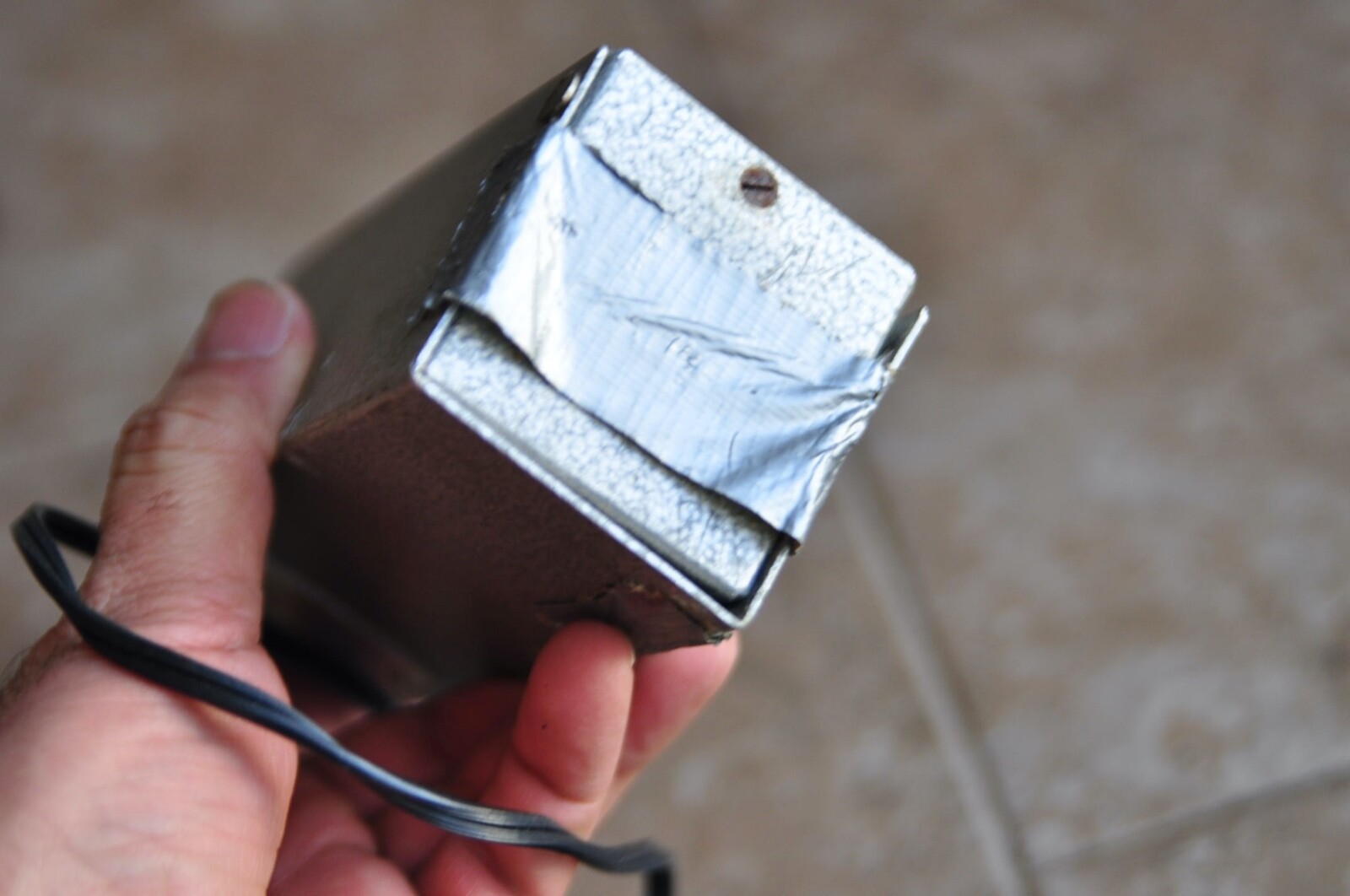 Bolex Voltage Regulator and Battery holder for Bolex H16 EBM