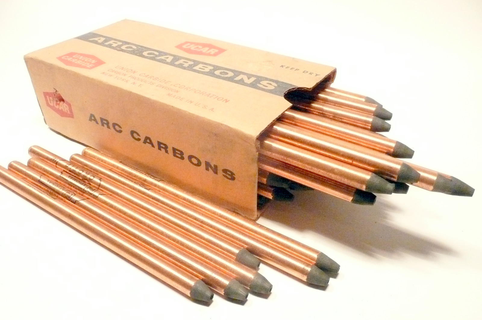 CARBON ARC RODS for 35mm PROJECTION – 1 BOX of 11mm x 9″ NATIONAL SPEC NEGATIVE