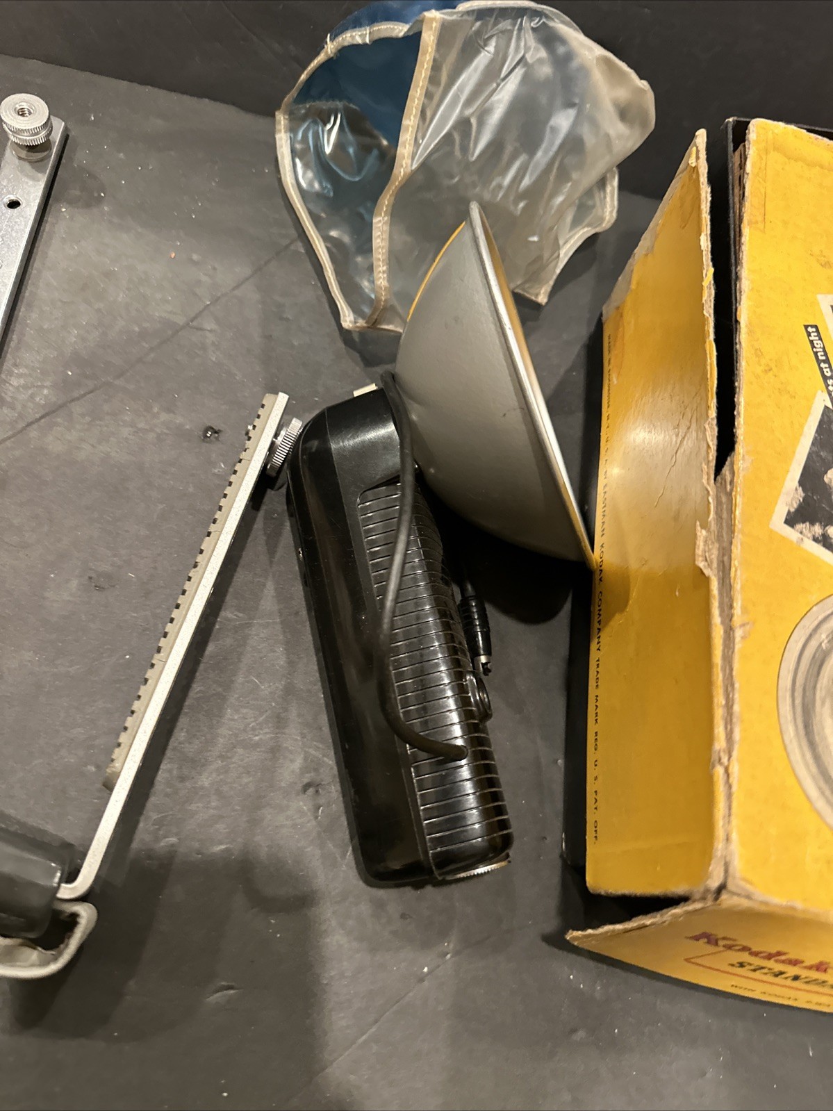 VINTAGE Kodak Standard Flasholder With Original Box Sell As Pictured #R37