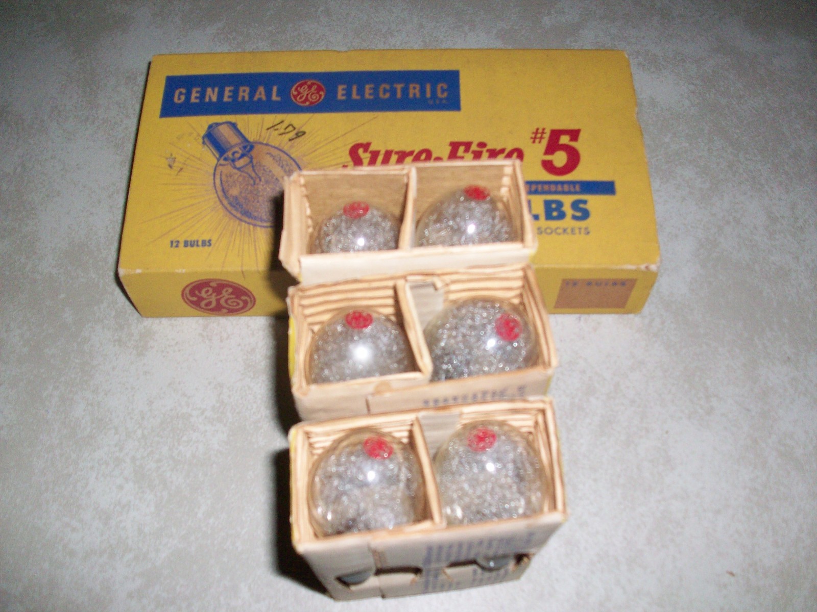 VINTAGE UNUSED SYLVANIA BLUE DOT & GE SURE-FIRE #5 FLASHBULBS OROGINAL BOXES