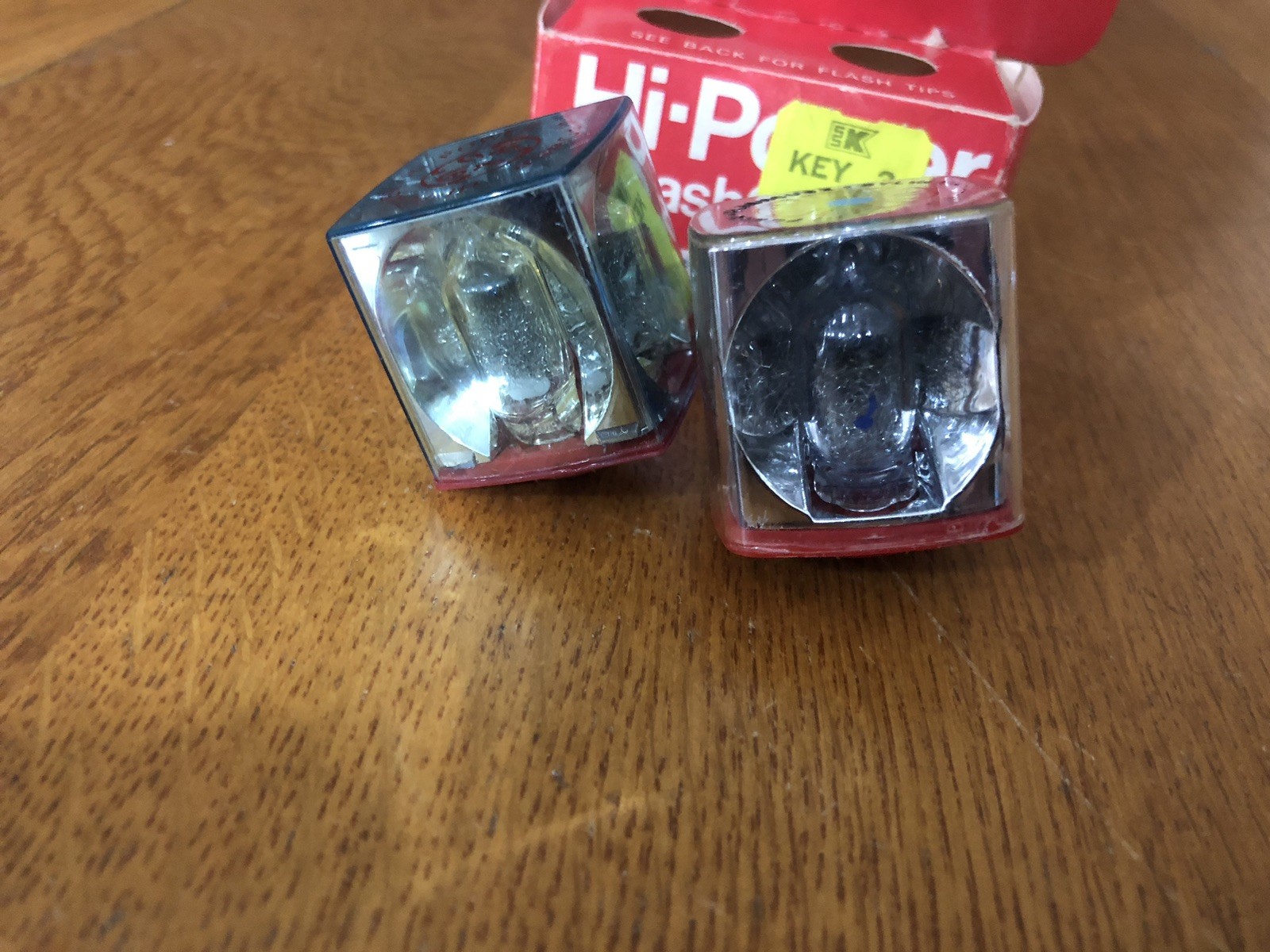 VINTAGE GE GENERAL ELECTRIC HI-POWER FLASH CUBES IN ORIGINAL PACKAGE USA MADE