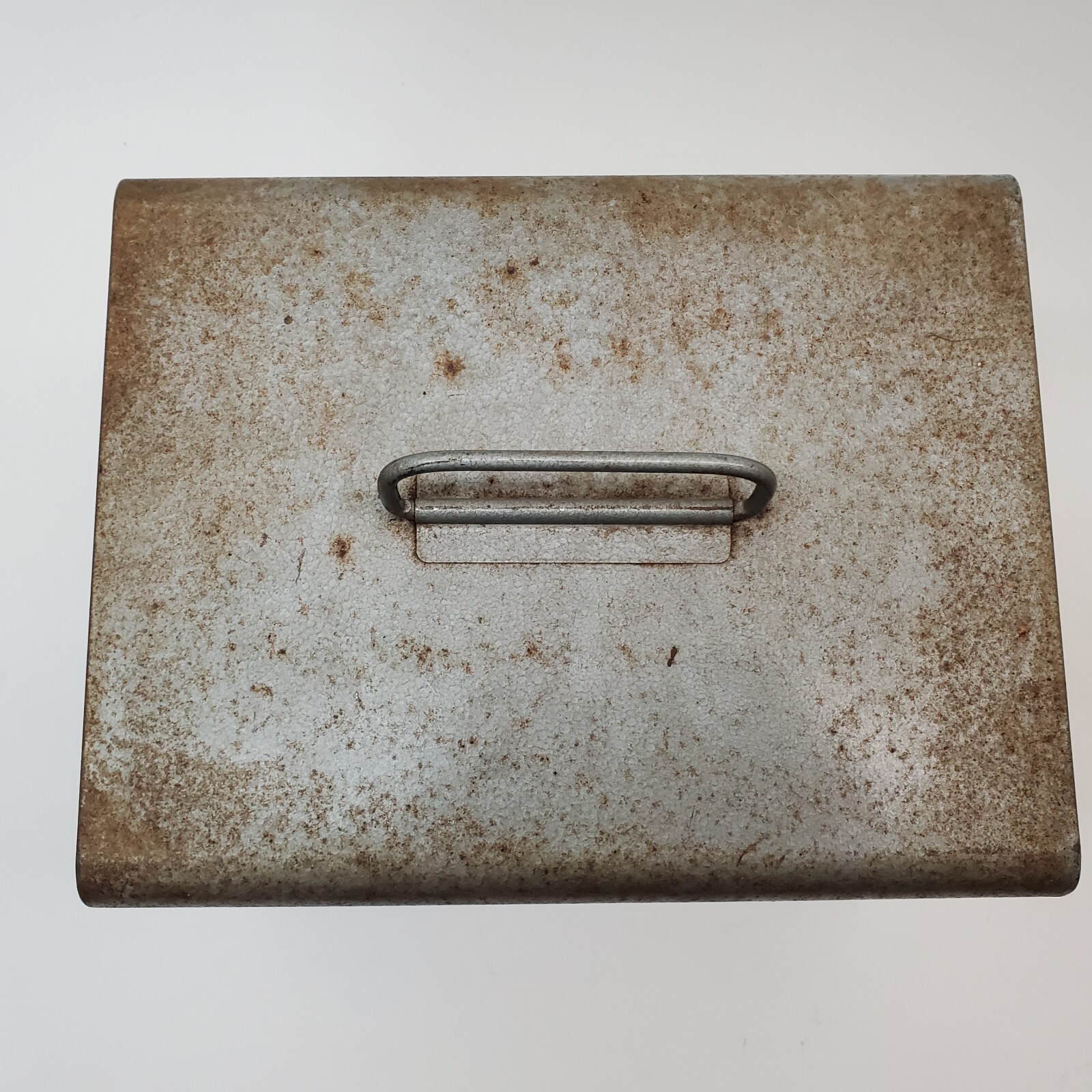 Vintage Brumberger Metal Case for 8mm Film Cans 12 Slots 9.5×7.5×7.5″