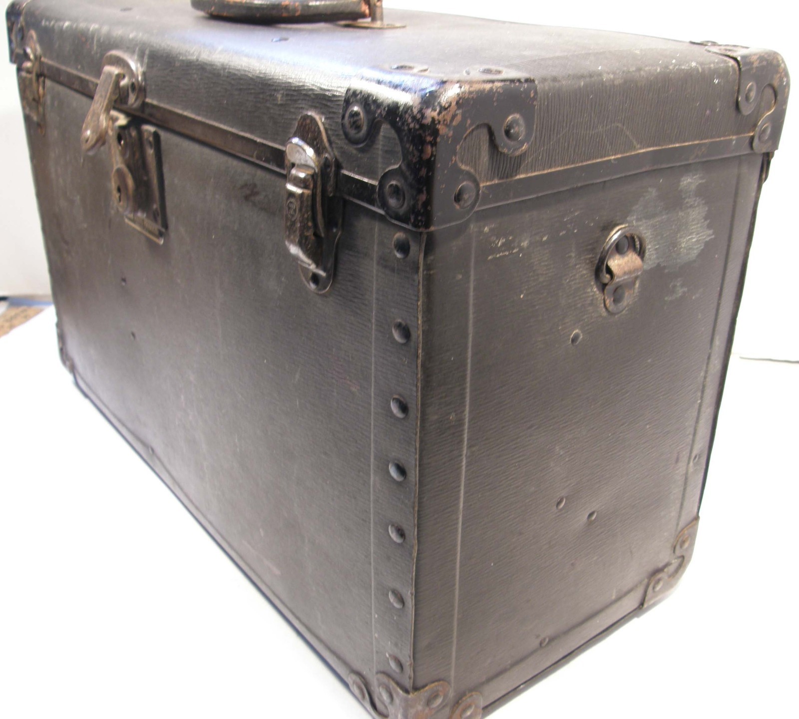 VINTAGE ELKAY PHOTO PRODUCTS PHOTOGRAPHERS FIELD TRAVEL HARD BLACK CAMERA CASE