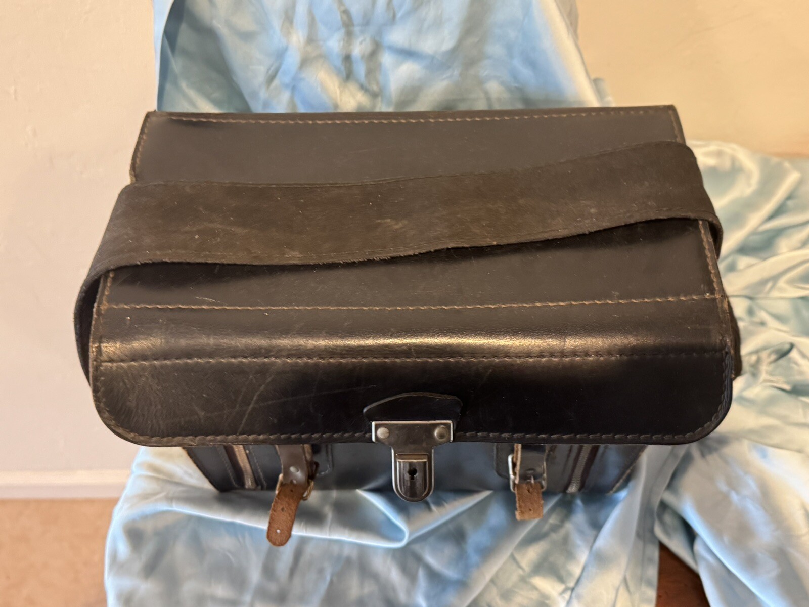 Vintage Coast Camera Case Black Genuine Cowhide Leather