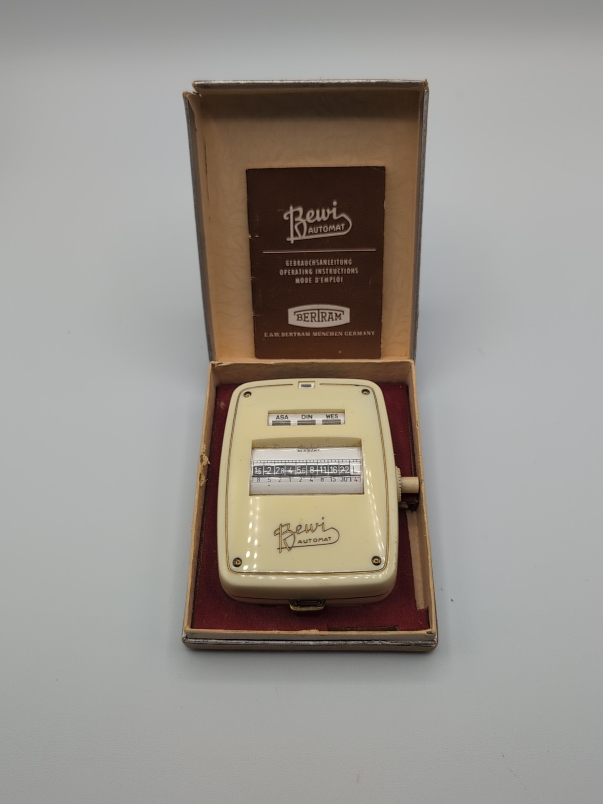 Vintage Bewi Automat Light Meter w/ Bertram Box & Manual EUC