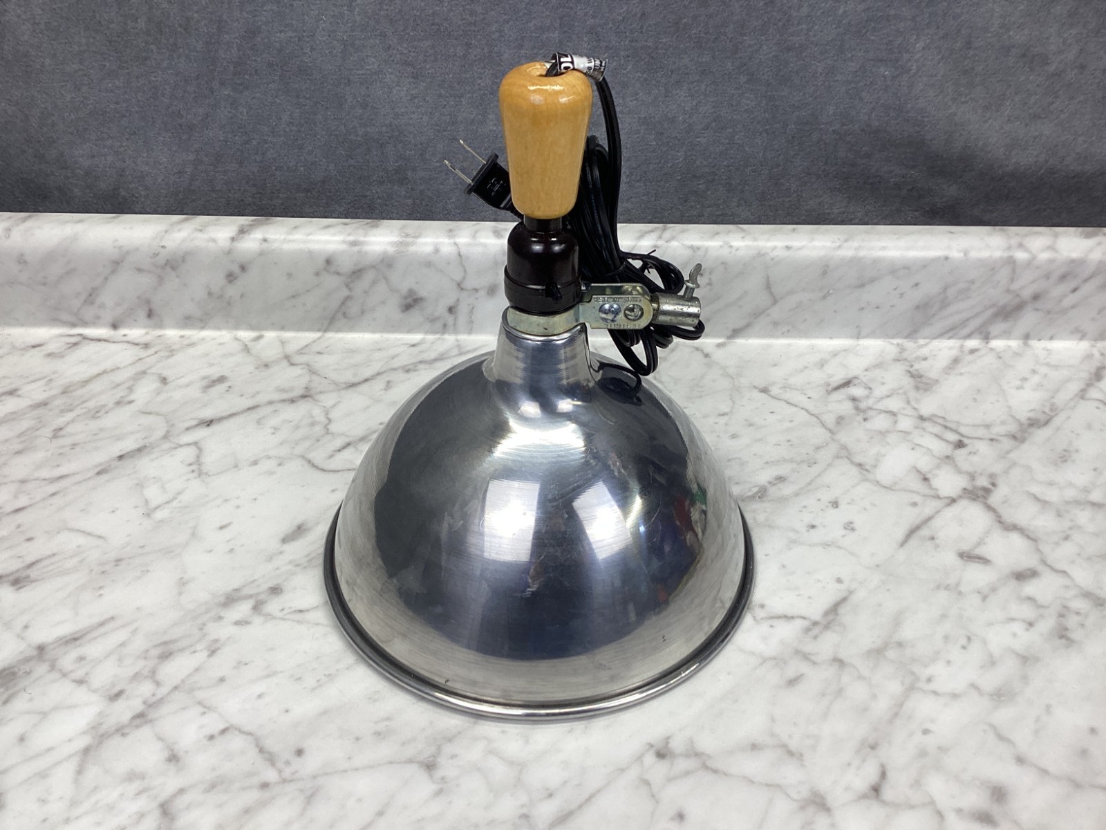 Fotolite SCA Clamp Light Testrite USA Wood Handle with Shade