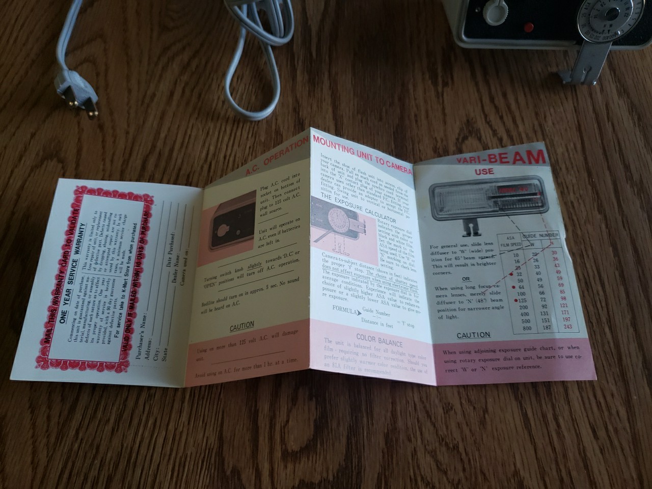 Kmart Focal 40 Solid State Electronic Flash For A.C. Or Battery W/ Cord Booklet