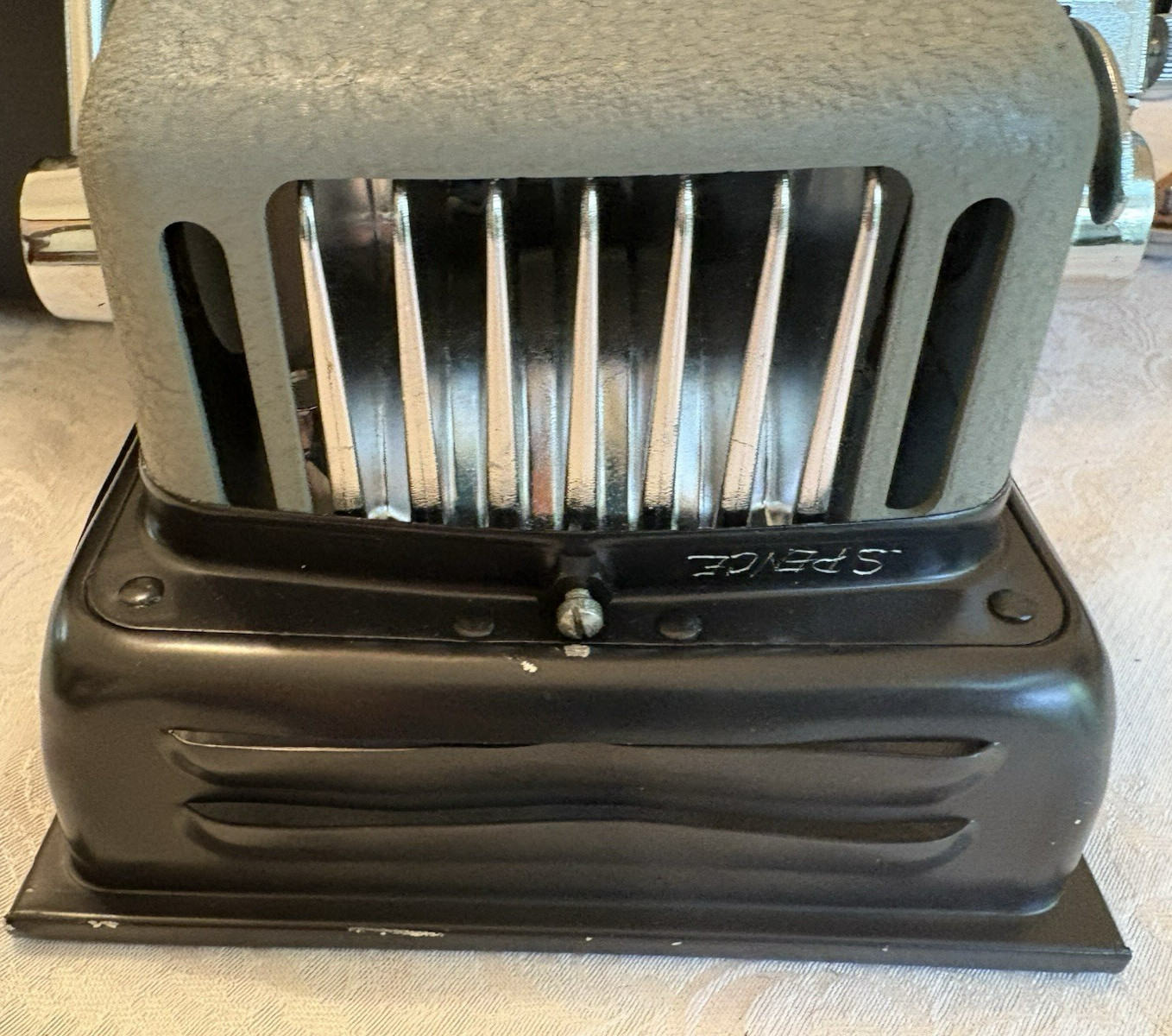 Vintage Sylvania Sun Gun Model SG-60 Movie Light, 2 Lenses , Works, Free case