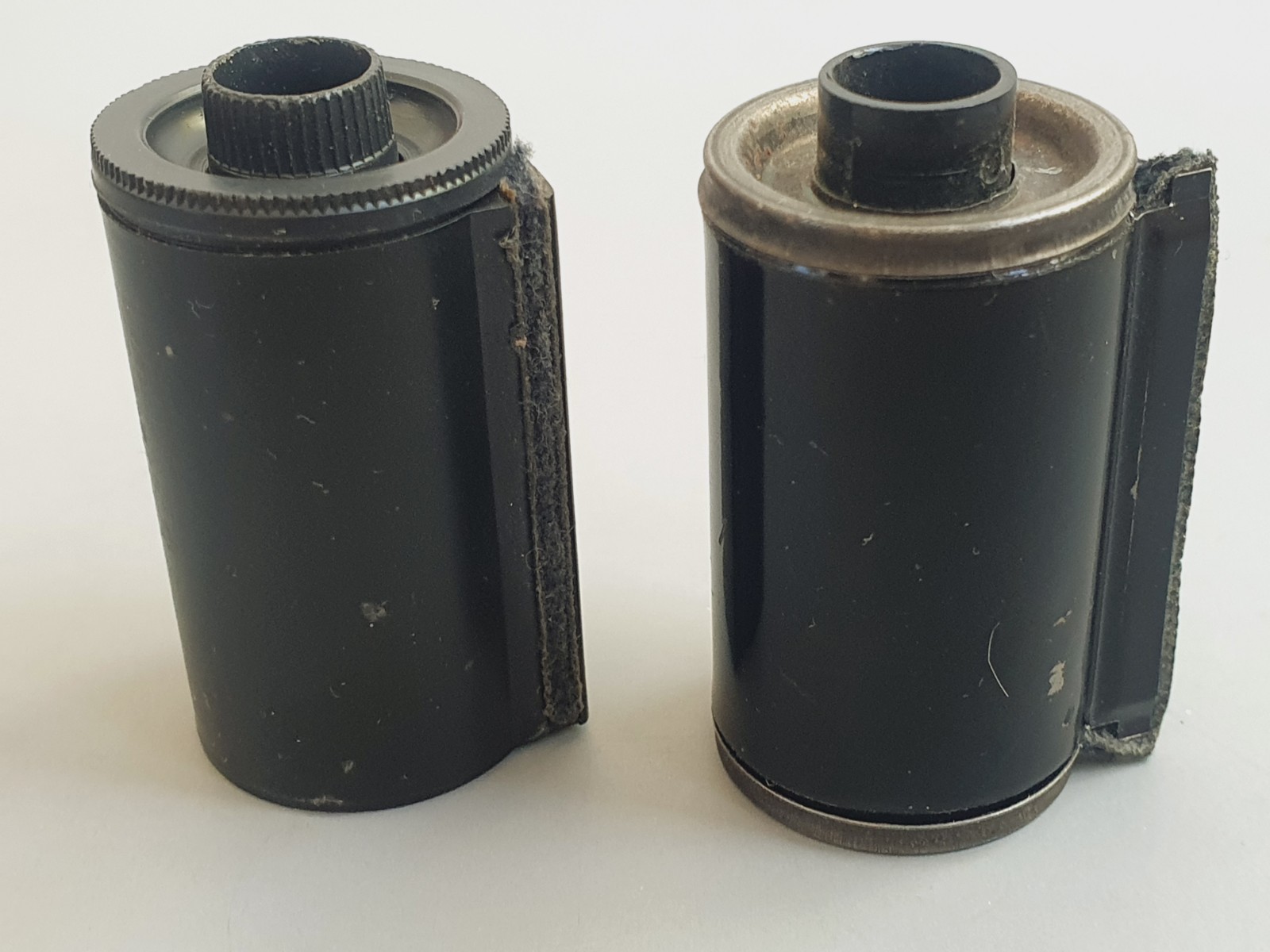 Reloadable Metal Film Cassette Type 135 w/Plastic Take-Up Spool 35mm Film Camera