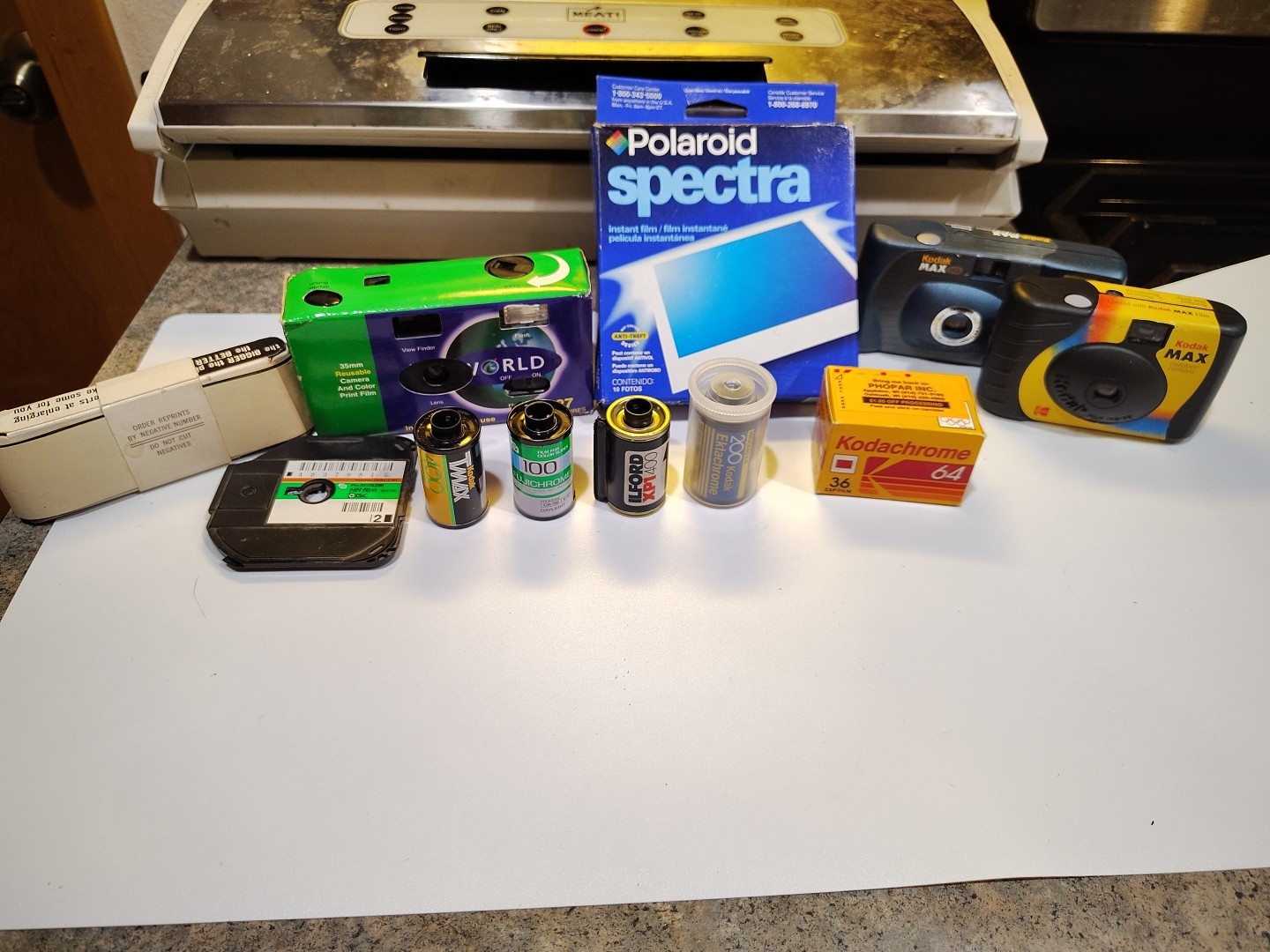 Vintage Kodak 35mm Film Roll Display Only – Cameras Kodachrome Ektachrome