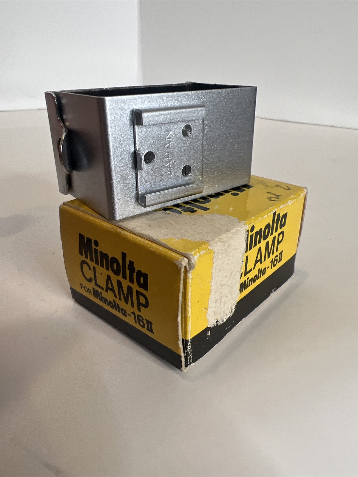 Genuine Minolta Accessory Tripod Shoe Clamp for Minolta 16 P, EE & EE II -Japan