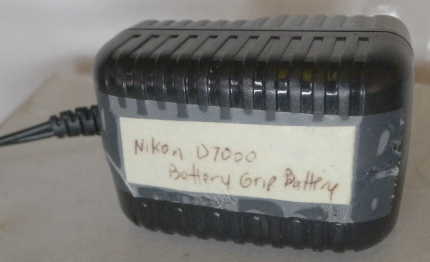 AC Adapter DS1200500W EH-5a 12V for Nikon D7000 Battery Grip MB-D11