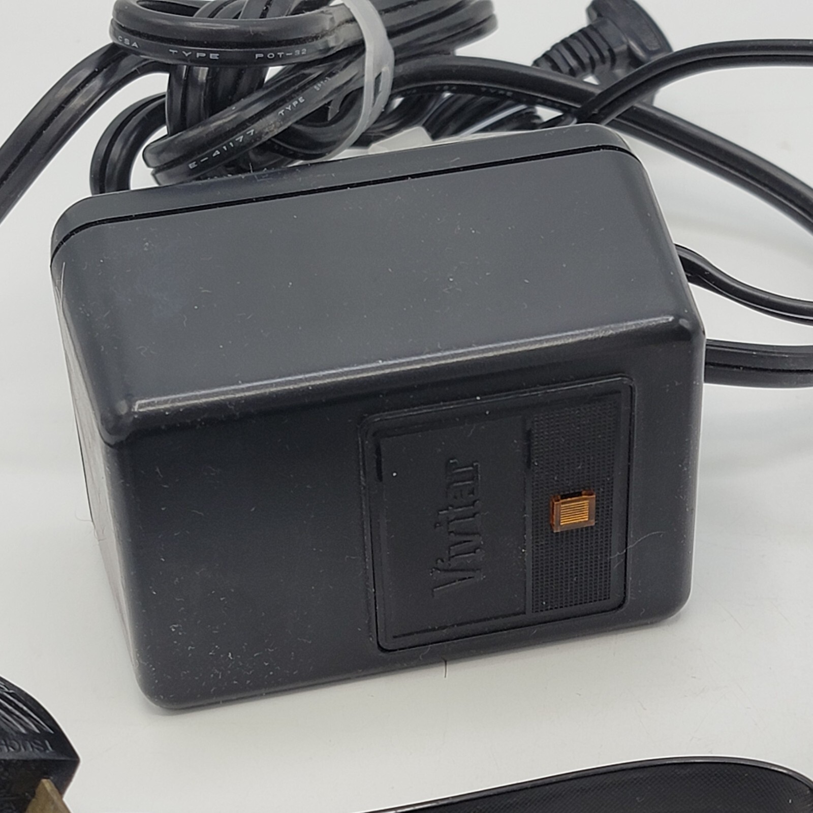 Vivitar Auto Thyristor Model 292 Camera Flash & 120VAC Wall Charger Case Manual