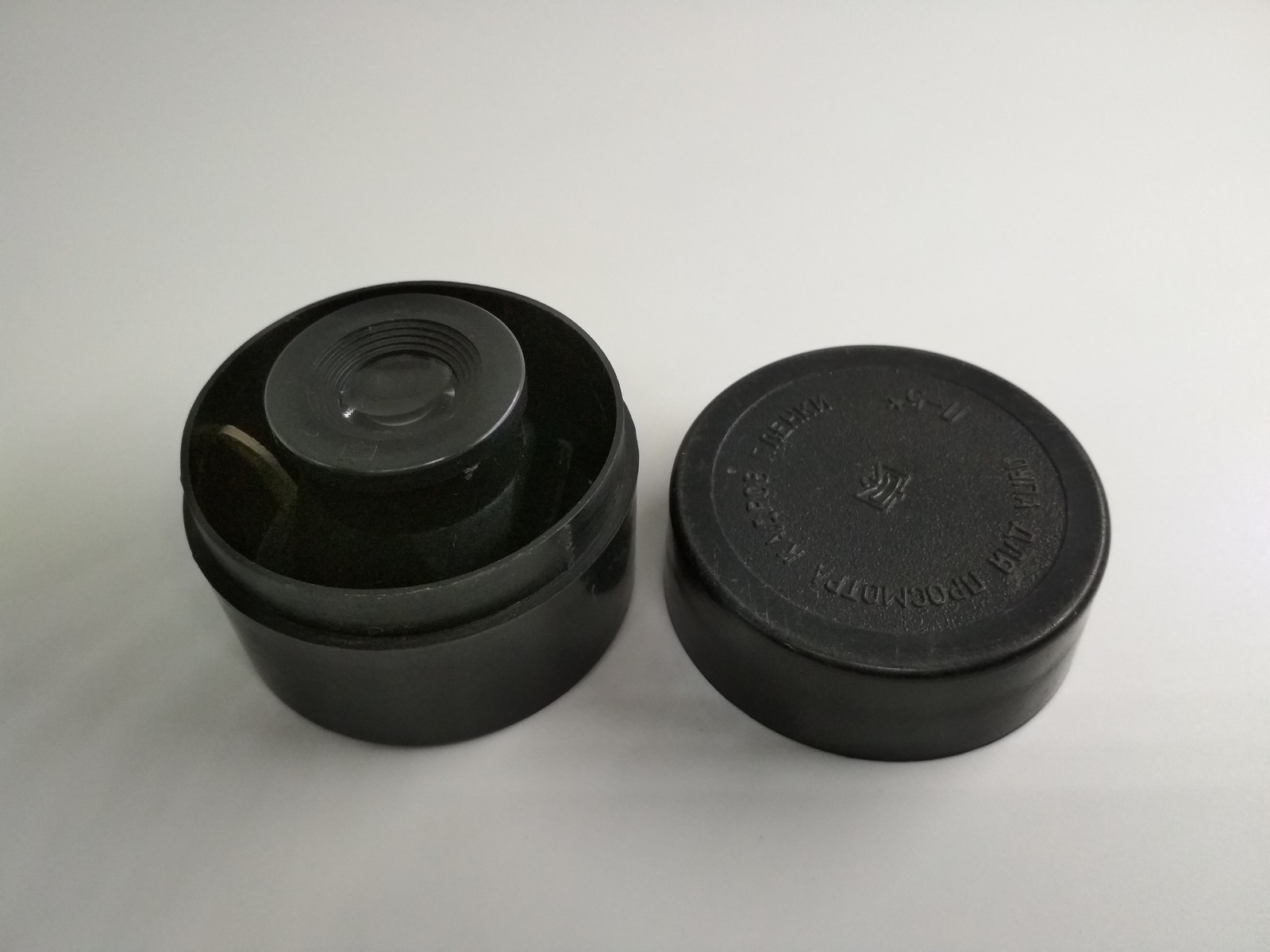 Magnifying glass for viewing 35 mm film photo, made in USSR, *1088
