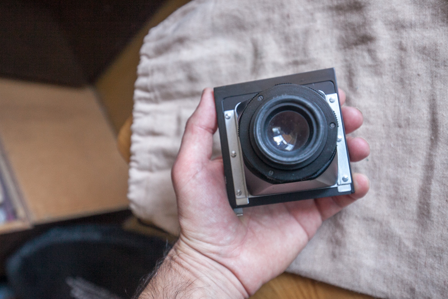 Magnifying Hood Finder with fucusing screen for Salut Kiev 88 Hasselblad