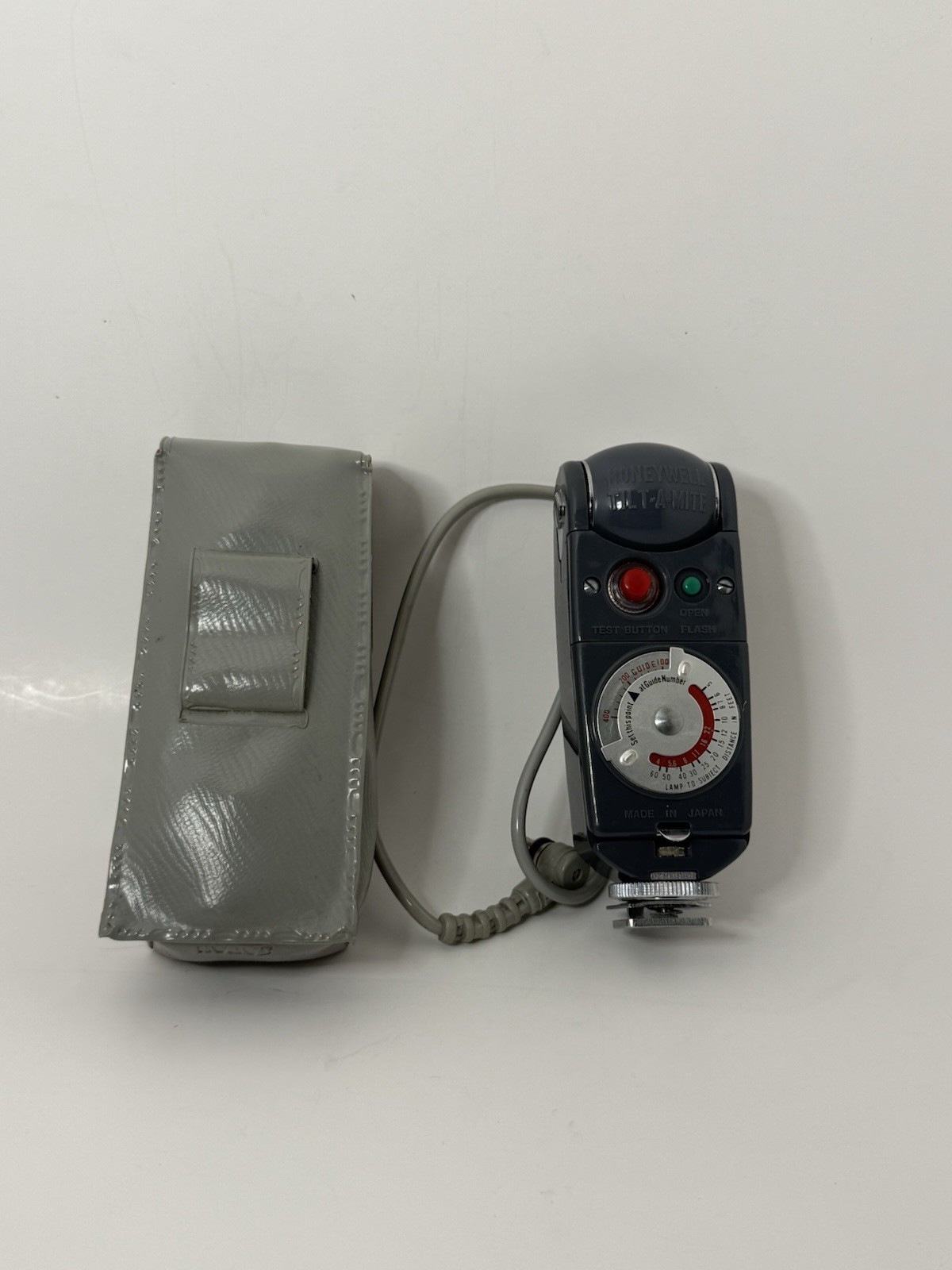 Honeywell Tilt-A-Mite Camera Flash Attachment (w/ Case) Clean