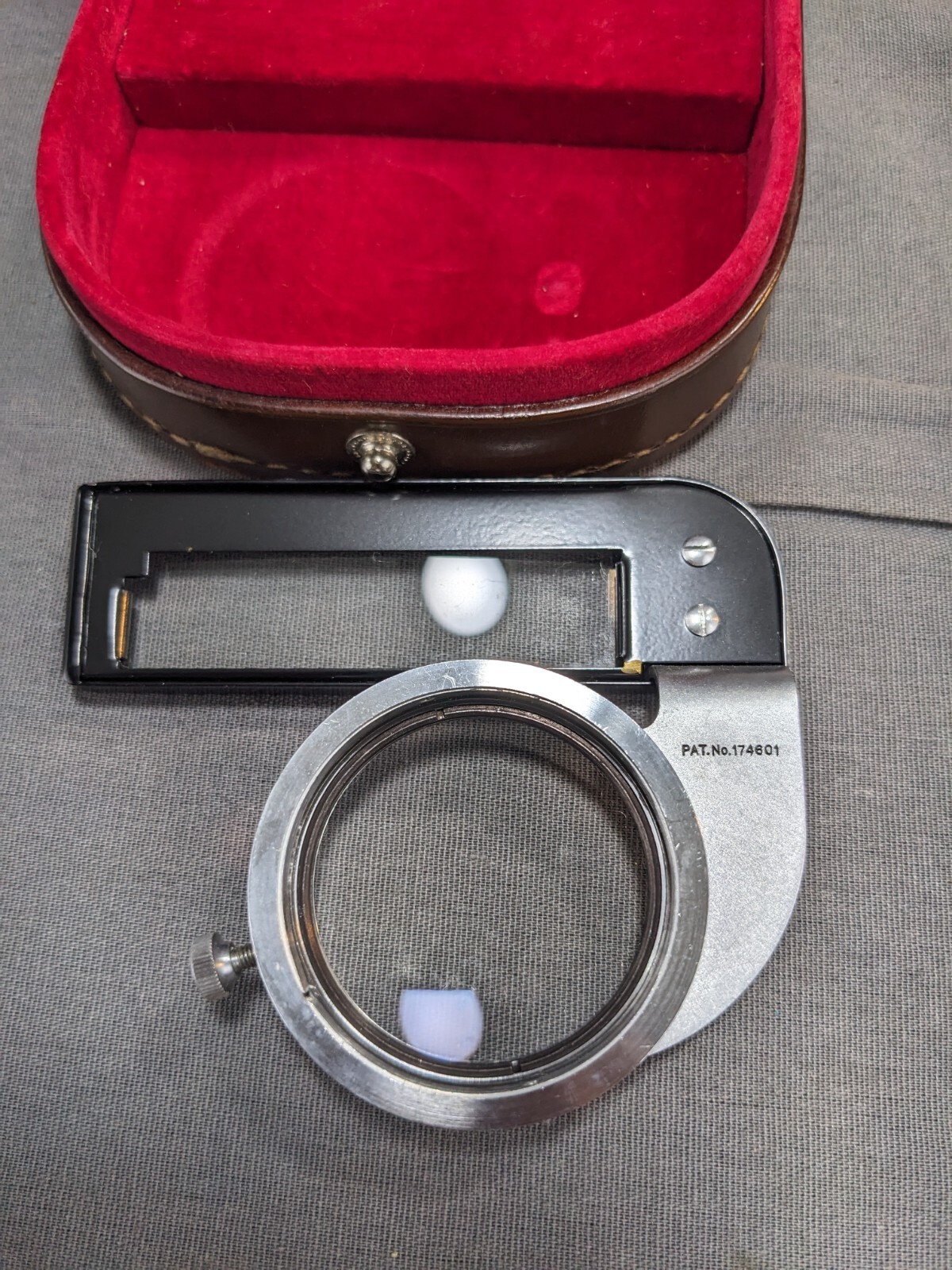 Canon Rangefinder Auto Up II Macro Attachment from 1953 With Leather Case