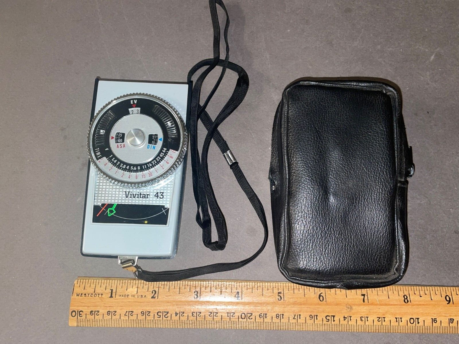 VINTAGE VIVITAR MODEL 43 CDS LIGHT EXPOSURE METER WITH CASE & BOX (NO MANUAL)