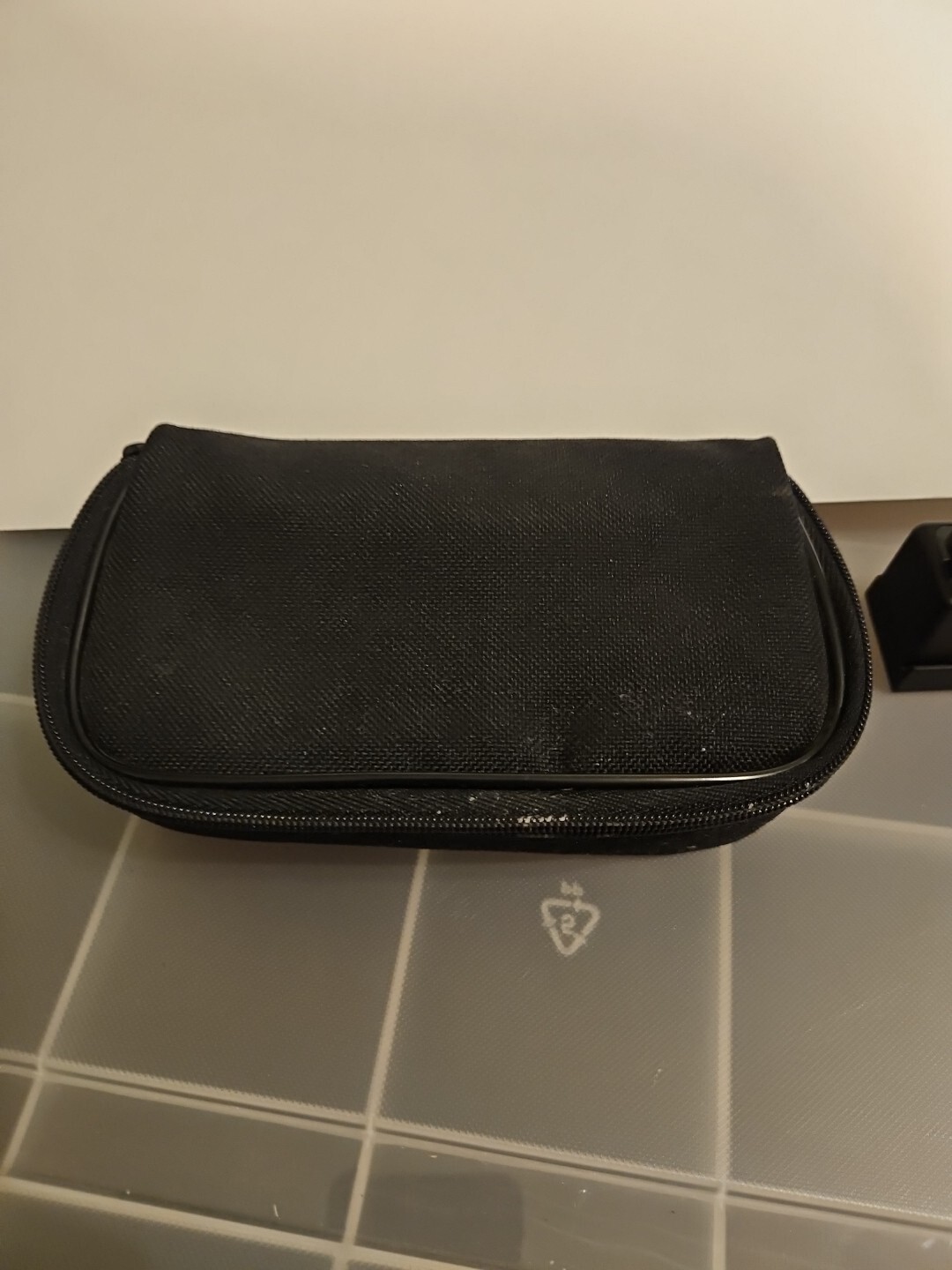 Polaroid F112 Spectra / Image Close Up Lens Attachment in Padded Case V27