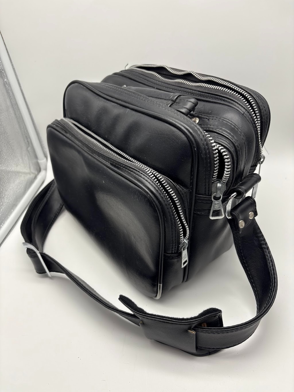 Vintage Camera Bag Made In Korea Black Three Star Zipper Coast S-1