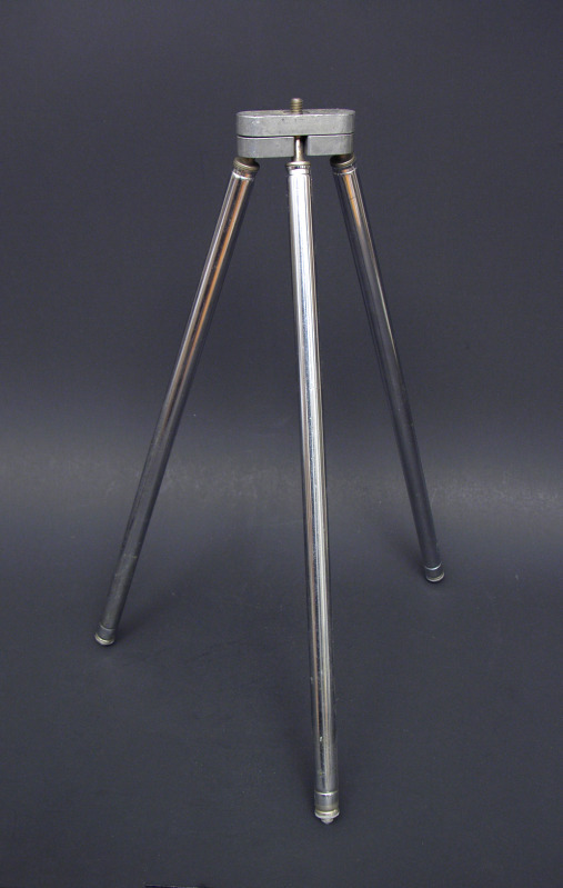 Vintage Telescoping Collapsing Chrome & Brass Mini Tripod 14 1/2 to 48 1/2″