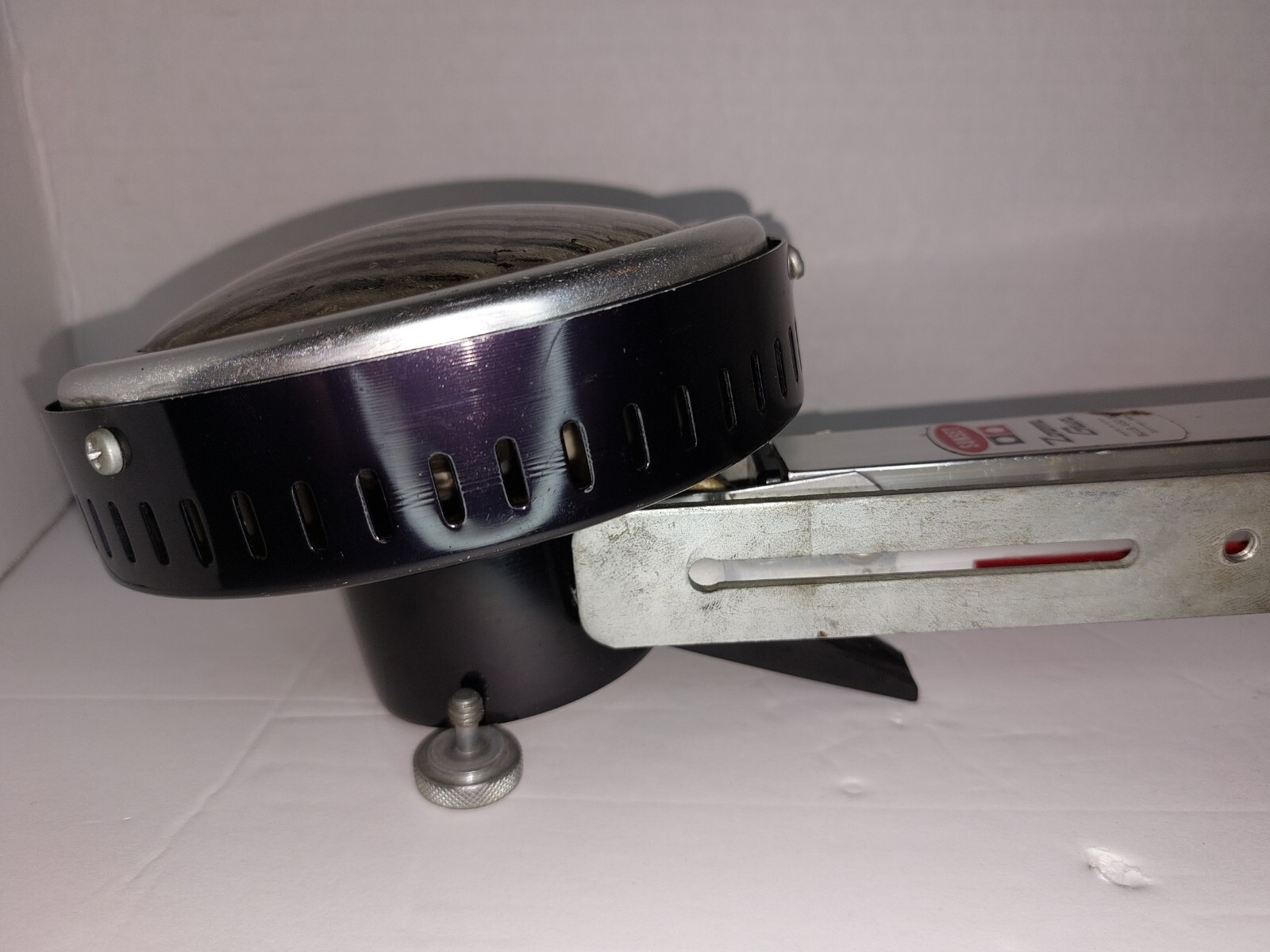 Vintage Sunset Zoom Gun Movie Light Camera Flash 650 Watt Bulb Made in USA