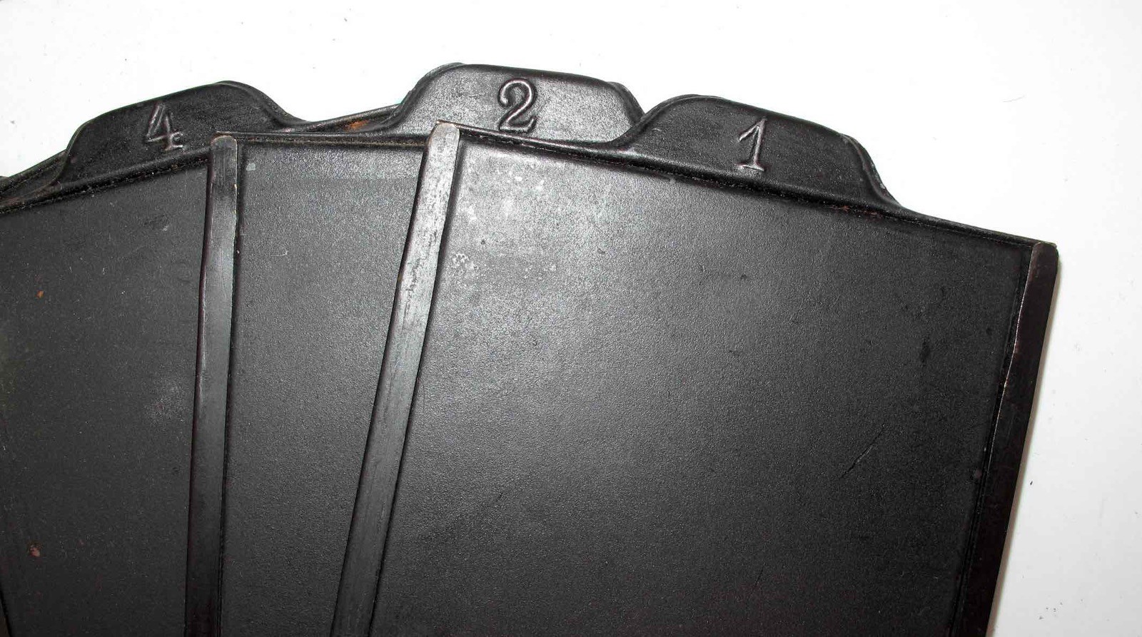*VINTAGE* 5-UNBRANDED 6x9cm FORMAT METAL FILM HOLDERS & CASE