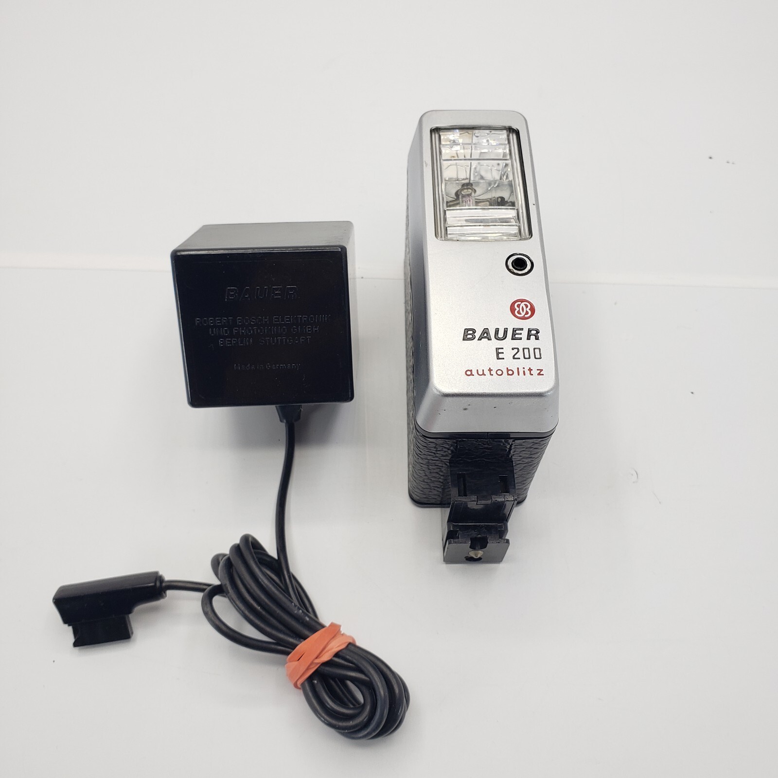 Vintage Bauer E200 AutoBlitz / UltraBlitz Flash With Plug , Made In Germany