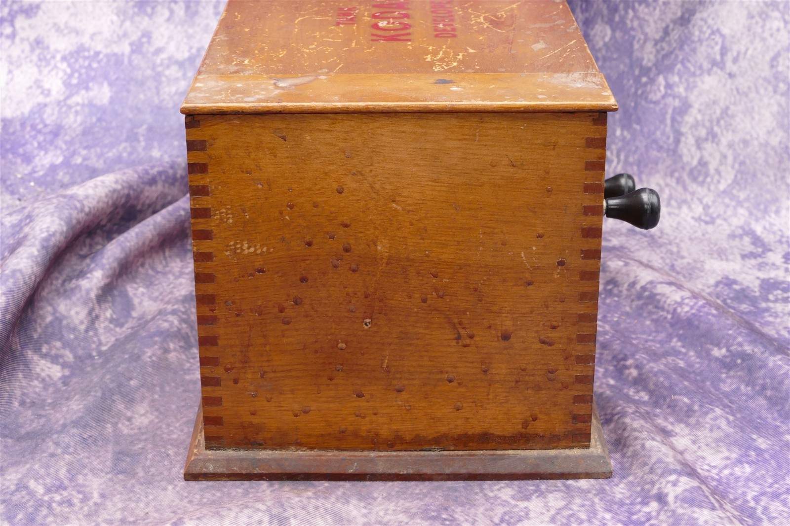Vintage Kodak Wooden Developer Film Tank 3 1/2″ Model B Dovetail Joints