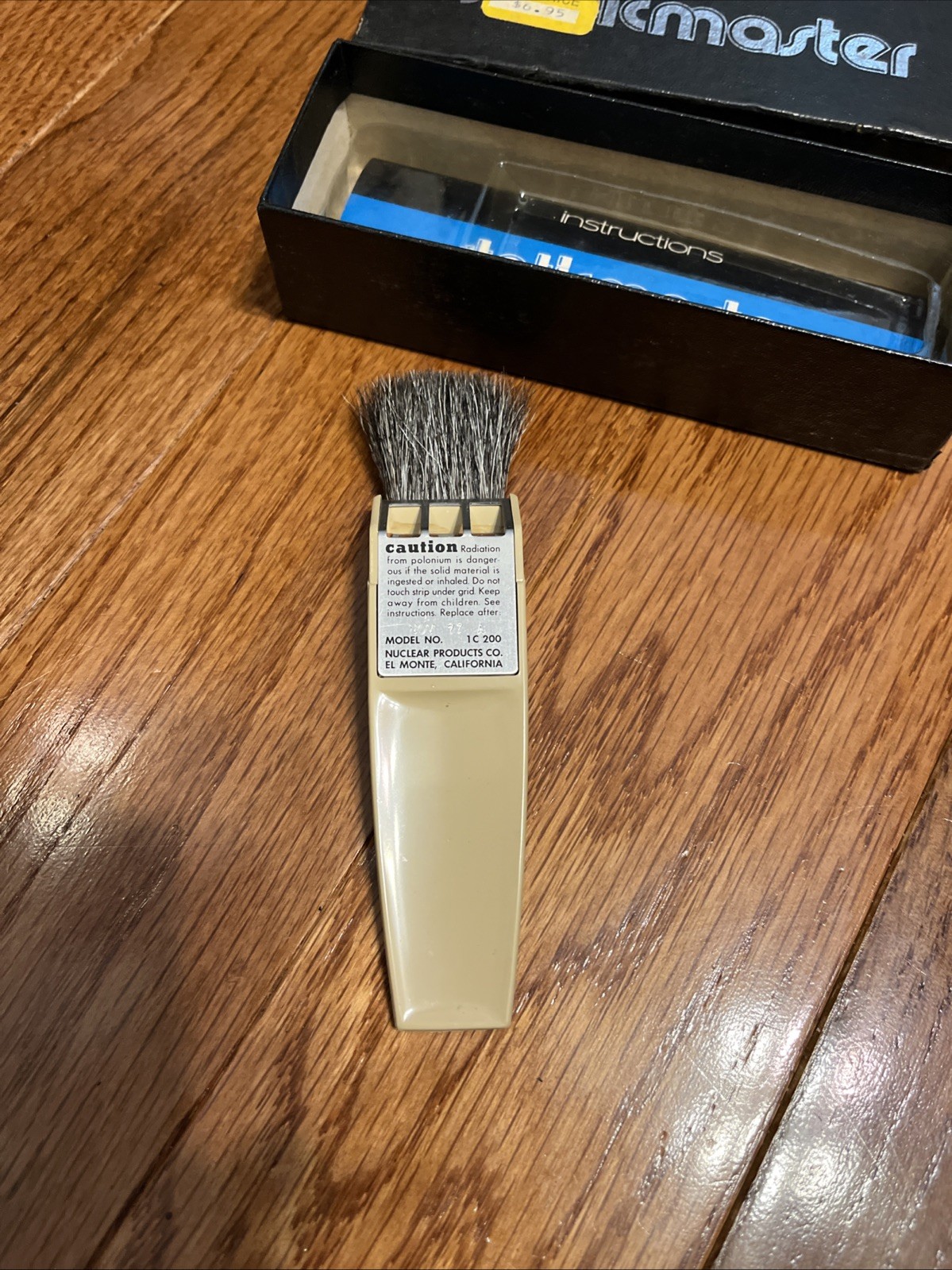 Vintage Staticmaster Camera Brush 1C200 Nuclear Products Co. CA In Original Box