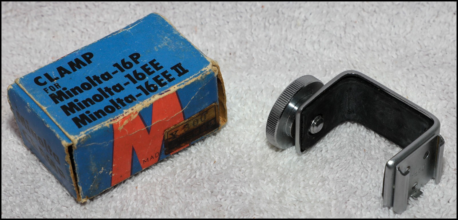 Minolta 16 flash shoe clamp for 16m 16P, 16EE, 16EE II in original vintage box