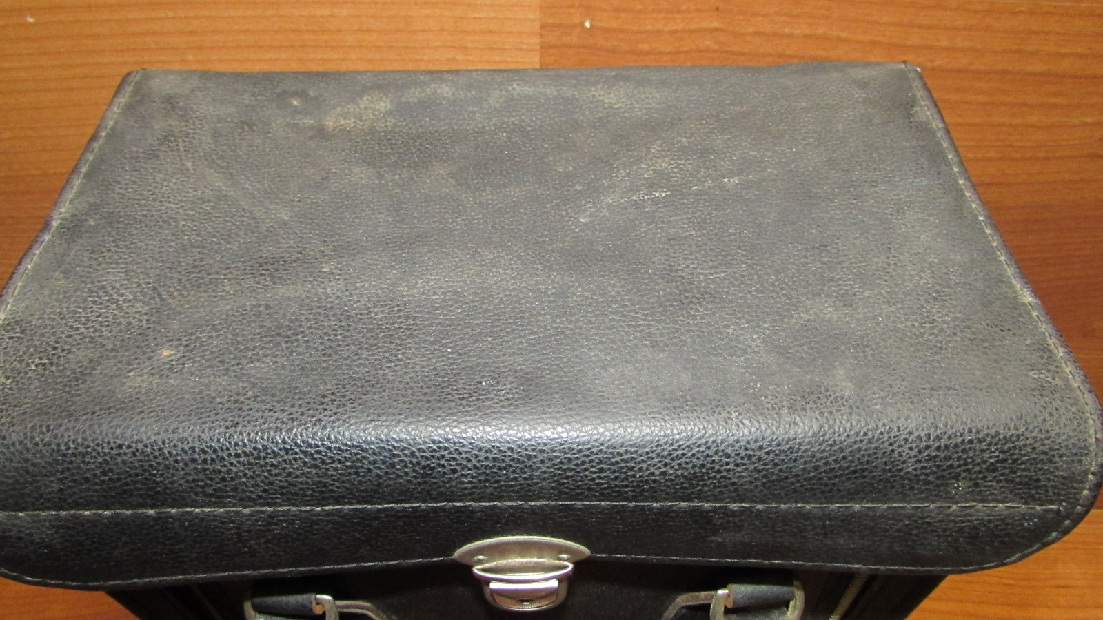 Vintage black leather camera Kali-Bag for Graflex medium format cameras, others