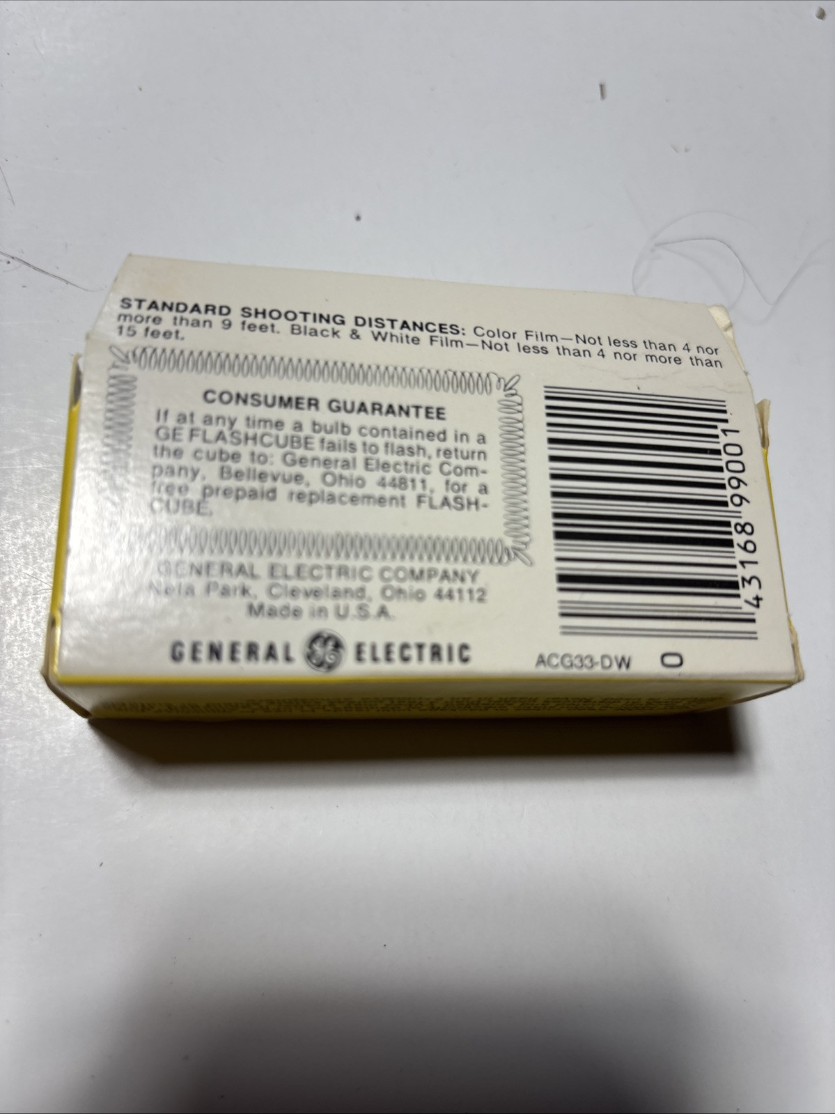 General Electric Vintage Box of Flashcubes 3 Cubes 12 Flashes, W/ Free Shipping