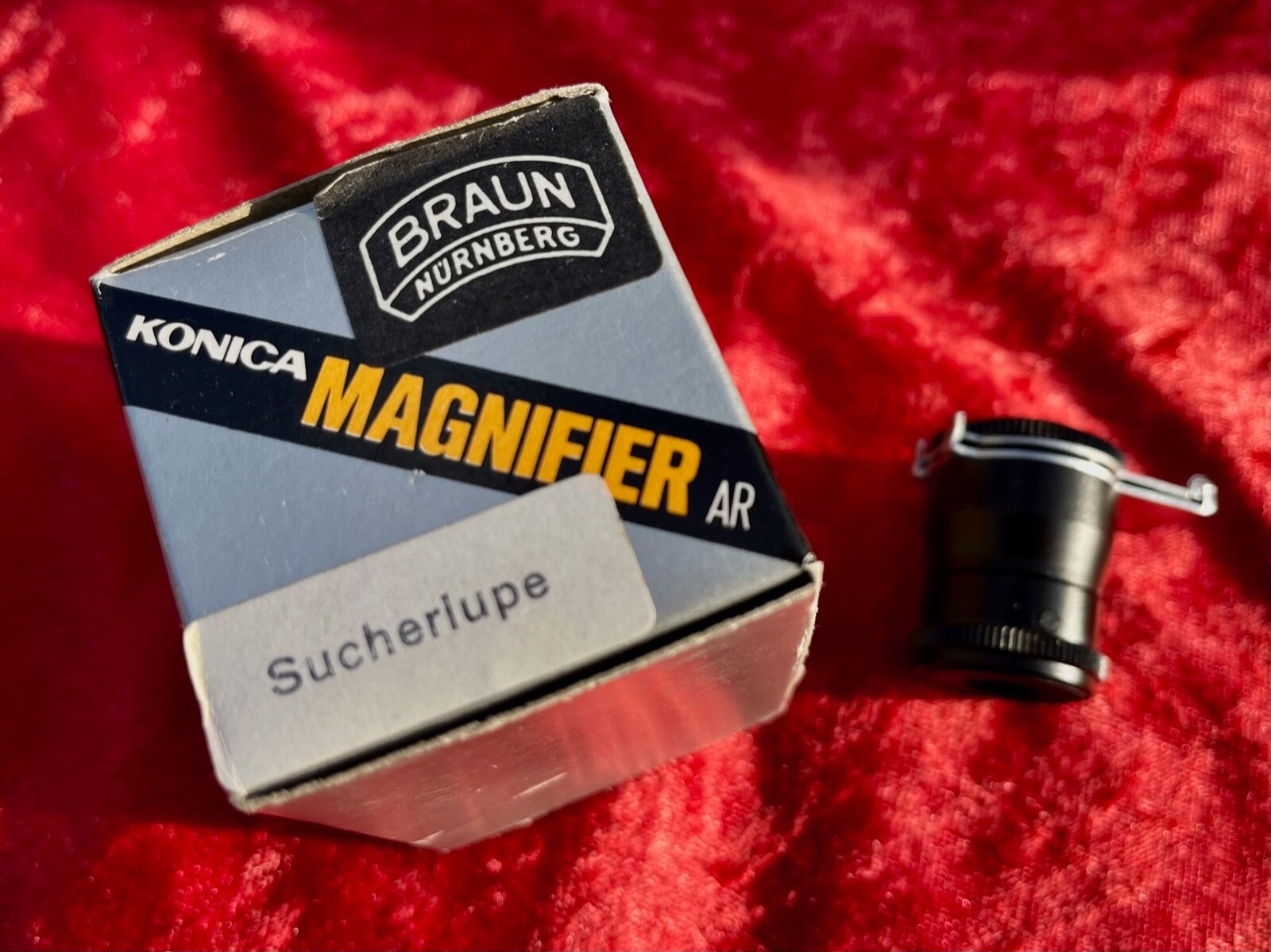 Konica MAGNIFIER Viewfinder Loupe – OVP – Braun Nuremberg – Classic Camera