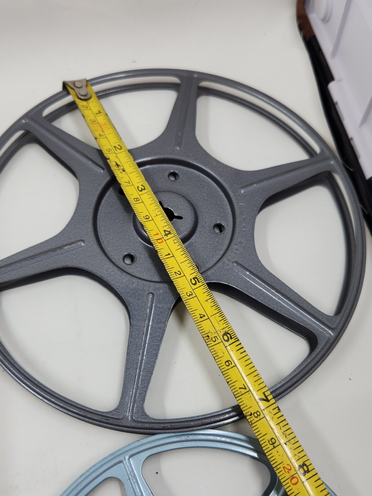 Lot of 4pcs Vintage 8mm Metal Reel 5″ 6″ 7″