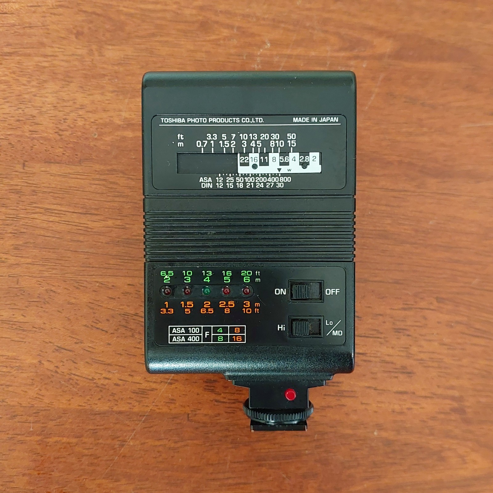 TOSHIBA ES-25L Electronic Compact Flash Hot Shoe Mount Camera Vintage