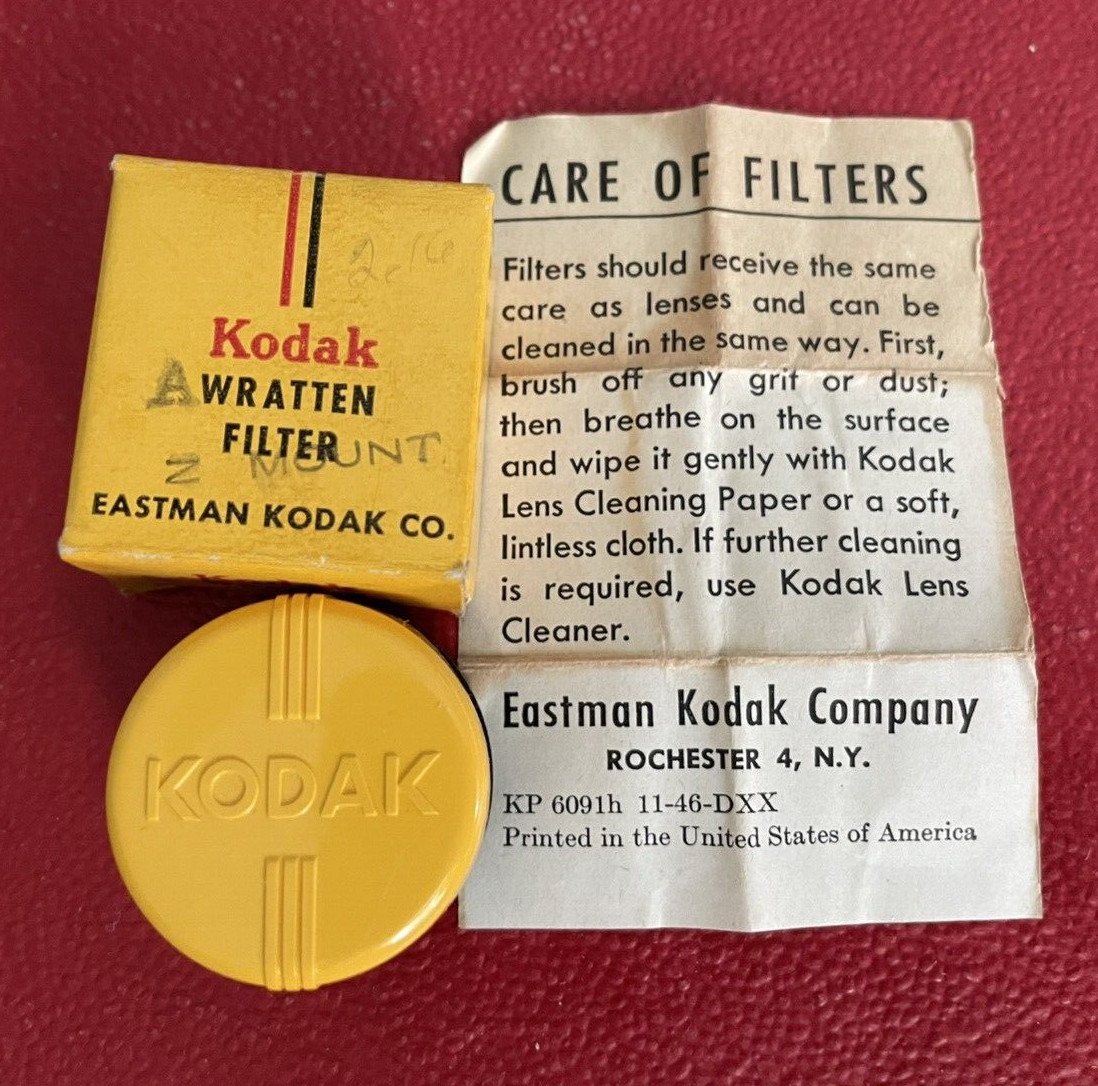 Vintage EASTMAN KODAK CO Wratten Filter A Z Mount w/ Box & Brochure RED