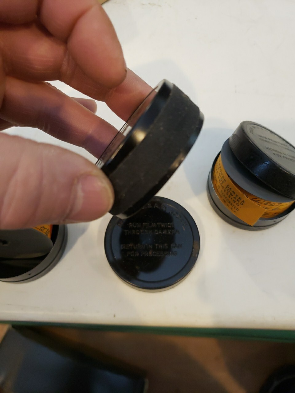 3-🎞️🌈 Vintage Kodak Color Film – Time Capsule in a Tin! 🌈🎞️ (E)