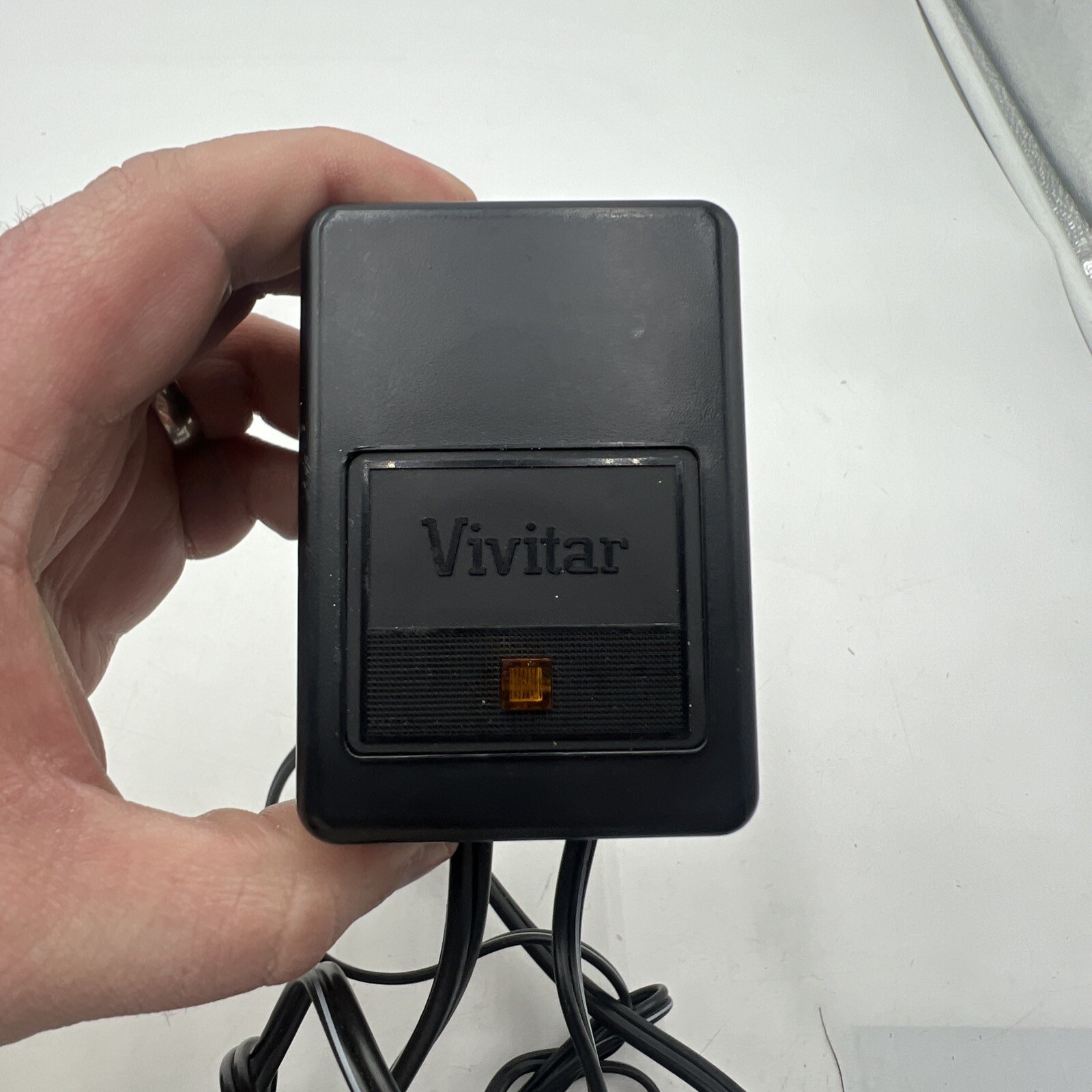 VIVITAR AUTO THYRISTOR 292 CAMERA FLASH W/ MV-3 CHARGER CONVERTER + NC-2