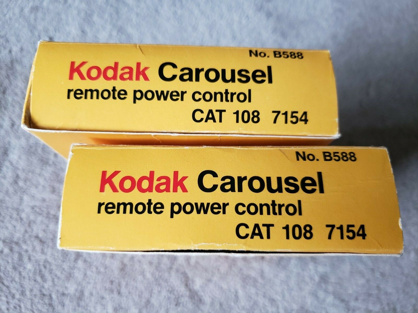 2 – KODAK SLIDE CAROUSEL REMOTE POWER CONTROLS # B588 CAT 108- 7154 $ave Alot