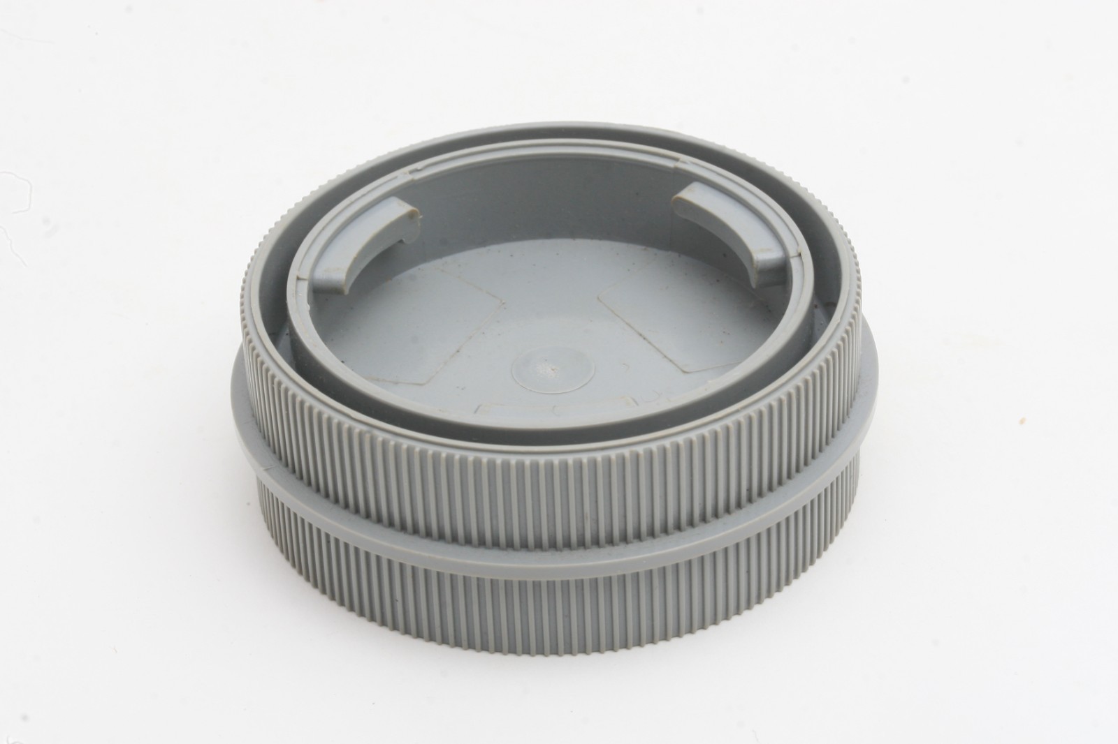 LEICA R REAR LENS CAP COUPLING TWO LENSES RING & PROTECTS WHILE TRAVELING