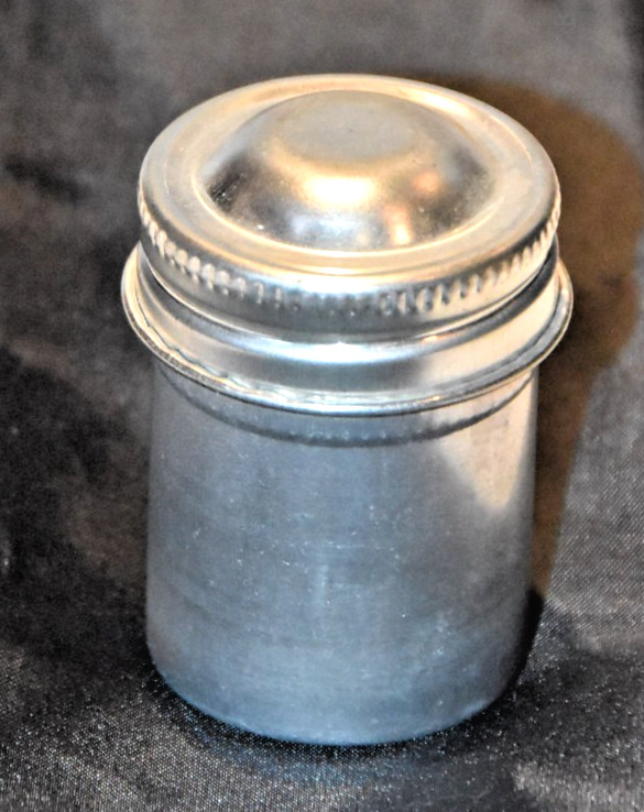 Vintage 1950’s 35mm Camera Film Metal Canister for Geocaching*/