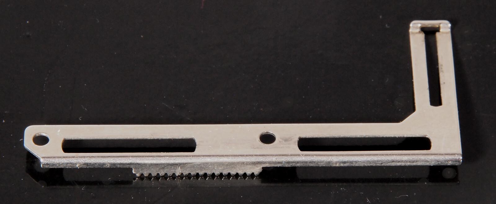 Rolleiflex F TLR Camera Part, Transmits Diaphragm Setting to DoF Display