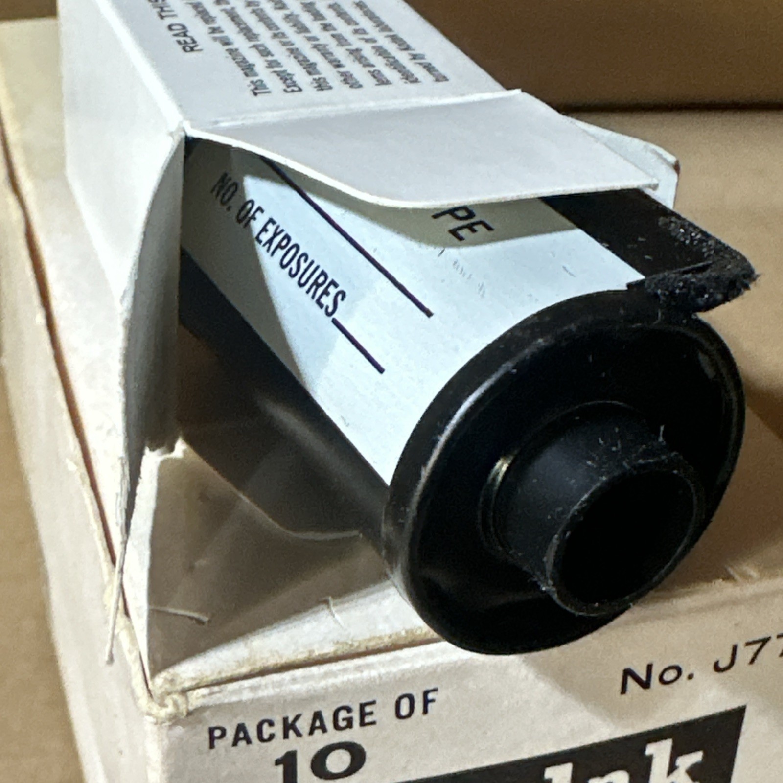 Kodak Snap-Cap 35mm 135 Film Magazine Lot of 10 Canisters No. J770