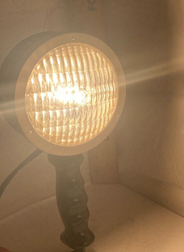 Vintage- KENCO MOVIE LIGHT in box – 850D DWA Lamp -Working Movie Lite